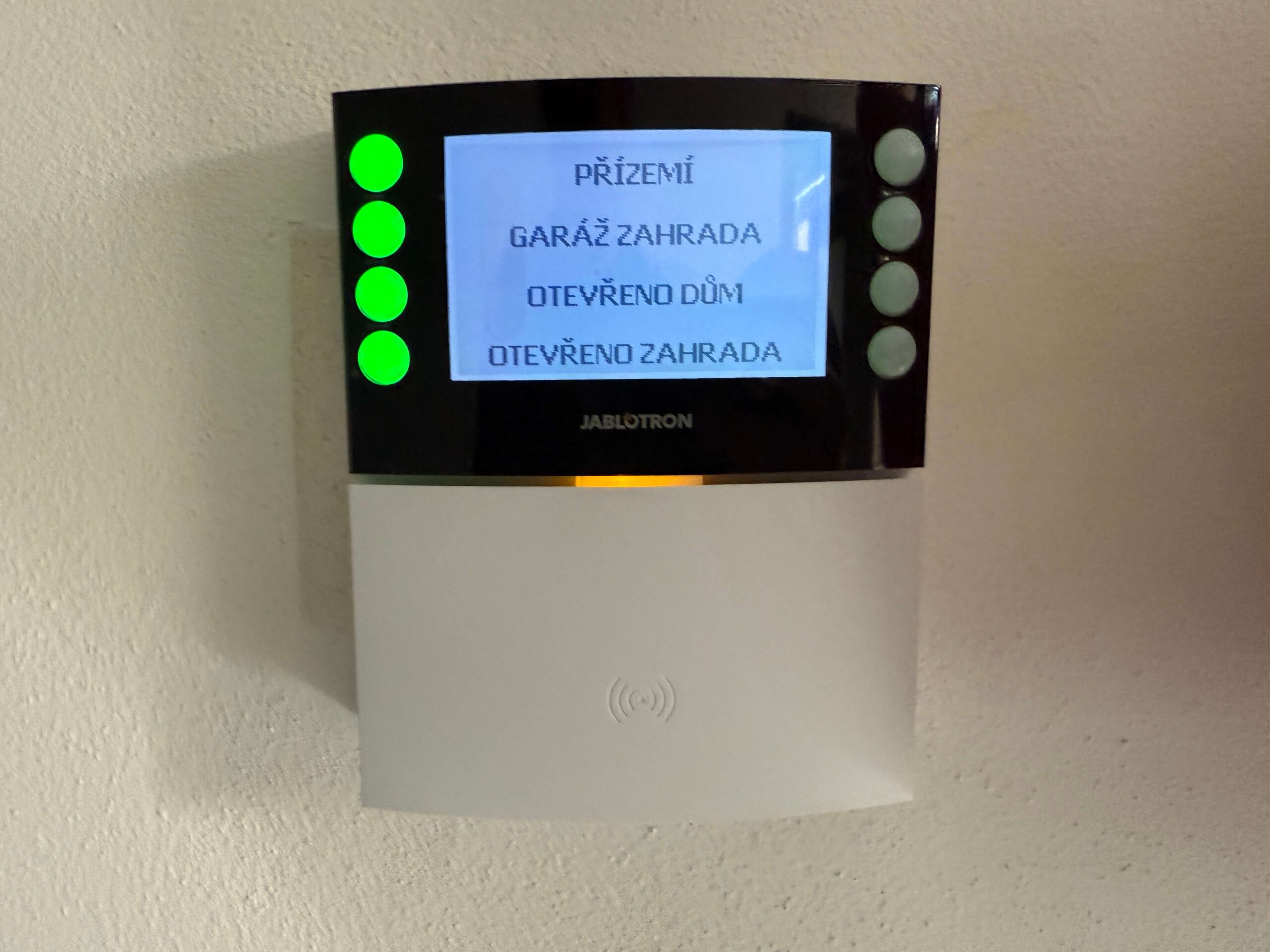 Zabezpečovací systém Jablotron 100+ Klávesnice - Němec IT Zabezpečovací systém Jablotron 100+ Klávesnice - Němec IT